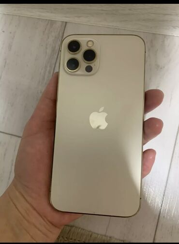 продам айфон 12 про макс: IPhone 12 Pro, Колдонулган, 256 ГБ, Ак, Заряддоочу түзүлүш, Коргоочу айнек, Каптама, 82 %