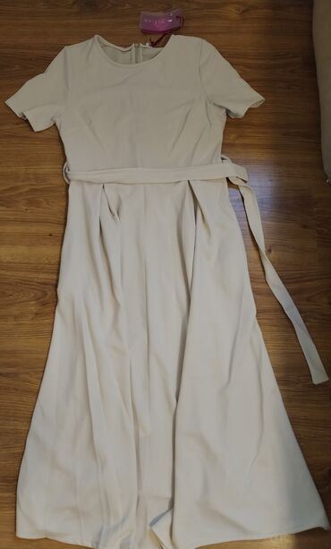 midi haljina: M (EU 38), color - Beige, Evening, Short sleeves
