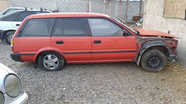 Toyota: Toyota Corolla: 1991 г. — 5