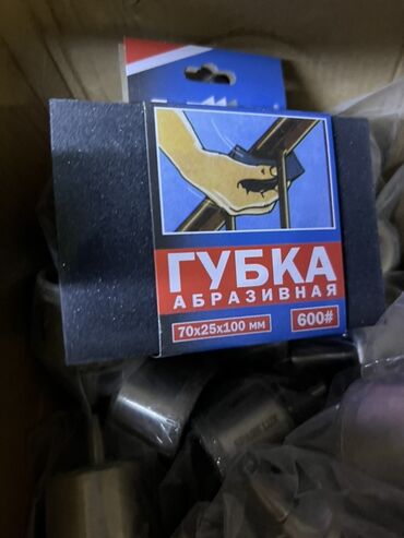 абразивный: Абразивная губка размером 70x25x100 мм с зернистостью 600#