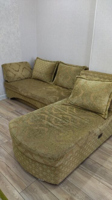 купить диван в бишкеке: Диван-кровать, цвет - Зеленый, Б/у