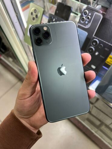 продать iphone 8: IPhone 11 Pro Max, 256 ГБ, Matte Midnight Green, 79 %