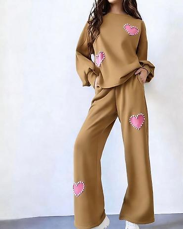 Gornji i donji deo: Kompleti.Cena 2400 din — 5