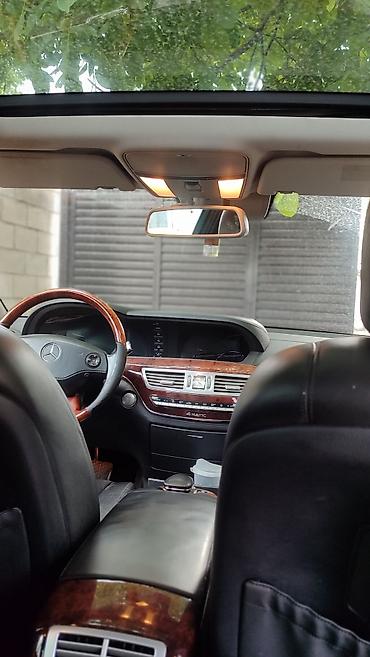 электо мото: Mercedes-Benz S‑Class (интерьер, 4MATIC) — роскошный салон с отделкой — 1