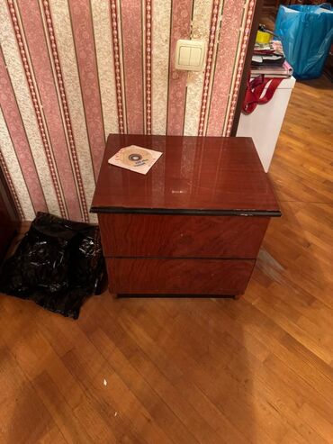 Qonaq otağı dəstləri: İşlənmiş, Dolab, Kredit var, Rumıniya — 8