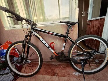 велосипед 19 рама: Продаю велосипед. размер рамы 19. все детали от Shimano. Привозился из