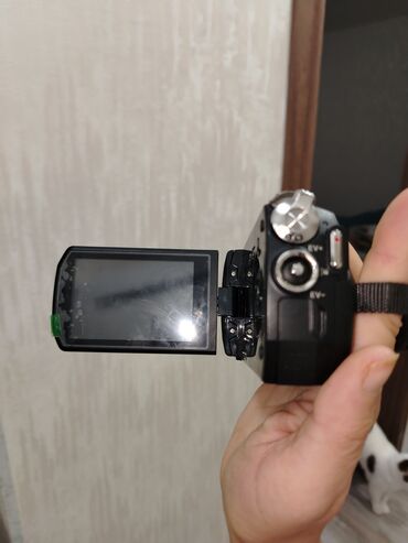 Videokameralar: Kamera yeni satilir, qutusu diski şarji üzərində — 5