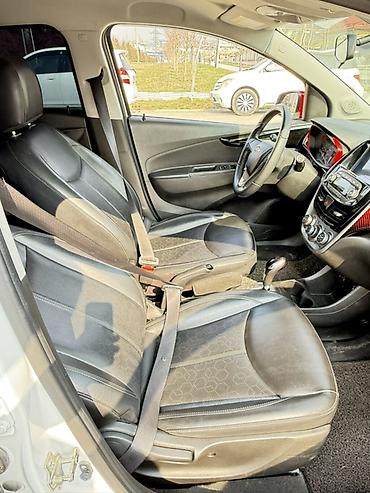 Chevrolet: Chevrolet Spark: 2016 г., 1 л, Вариатор, Бензин, Хэтчбэк — 6