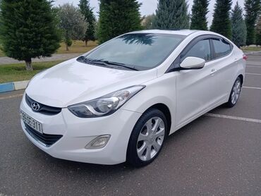 Hyundai: Hyundai Elantra: 1.8 l | 2011 il Sedan