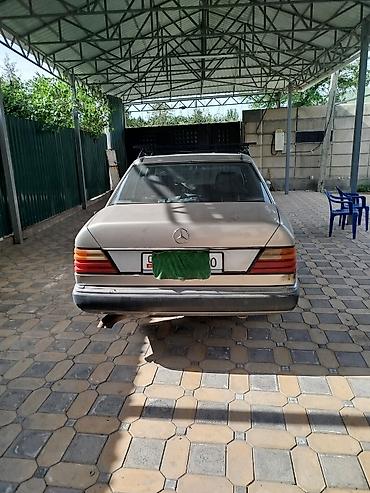 mers 202: Mercedes-Benz W124: 1990 г., Автомат, Седан — 5