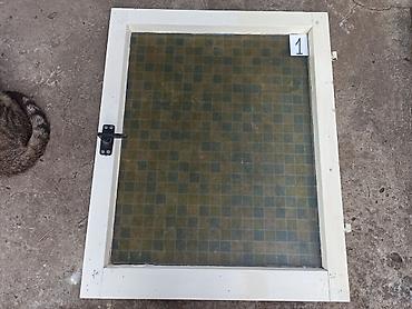 platneni ormar: Tri prozora bez okvira različitih dimenzija: 1: 65x52,5cm, 2: 67x62cm — 2
