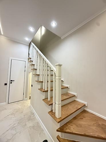 Продажа коттеджей и домов: 3 комнаты, 80 м², 1 соток, Бишкек, Рабочий Городок Риэлтор — 5
