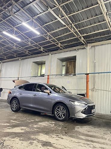 bid e2: BYD Qin: 2021 г., 1.5 л, Автомат, Электромобиль — 1