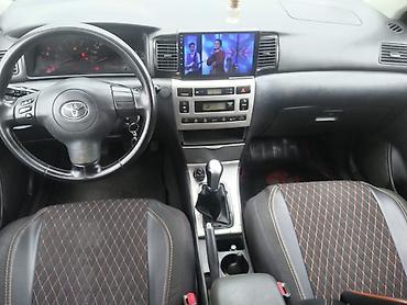 carolla: Toyota Corolla hatchback (E120), D-4D dizel. - Kuzov: 5 qapılı — 4