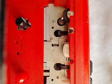 crown cwd 1905w: Prenosni kasetni plejer (walkman) – retro model - Boja: crvena sa — 3
