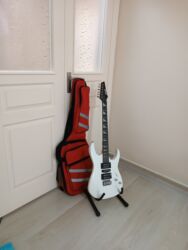 нейлоновые струны купить: Срочно продается электрическая гитара в идеальном состоянии в