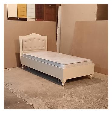 Çarpayılar: Ağ rəngli tək nəfərlik çarpayı – klassik dizayn - Material: MDF — 8