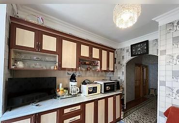 lerik a frame evler: Bakı, 3 otaqlı, Köhnə tikili, m. 8 Noyabr, 80 kv. m — 3