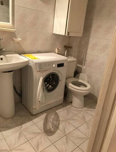 Uzunmüddətli kirayə mənzillər: Nəsimi rayonu (Dilarə Əleyeva küçəsi), 28 may metrosu Dəmiryol tərəfdə — 9