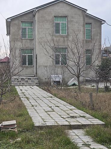 cən satisi: Sened paket kupça 8 sotda inşa olunub 3 otag aşagı mertebede,ust qatda — 3