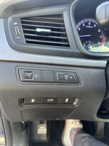 Hyundai: Hyundai Sonata: 2018 г., 2 л, Автомат, Бензин, Седан — 21