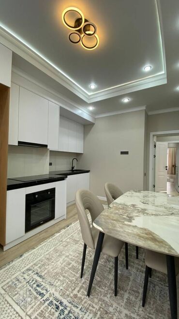 снять квартиру без риэлтора: 2 комнаты, 71 м², Элитка, 11 этаж, Дизайнерский ремонт