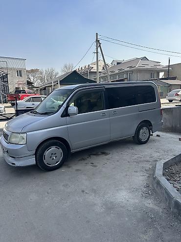 Honda: Honda Stepwgn: 2001 г., 2 л, Автомат, Минивэн — 4