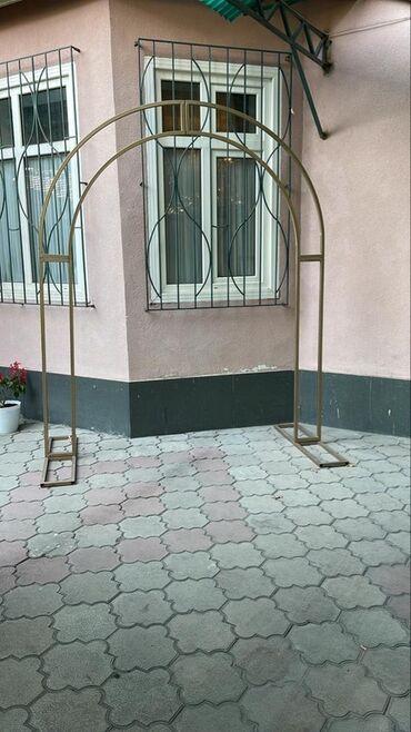 стиральный порошок в капсулах: Металлическая арка для оформления мероприятий - Конструкция: двойная