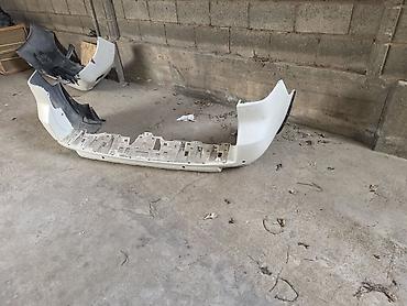 Бампер и комплектующие: Бампер Toyota, Оригинал — 1