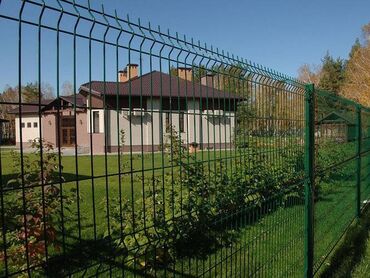 решетка забор фото: Забор из сетки гиттер особенности и преимущества заборных панелей