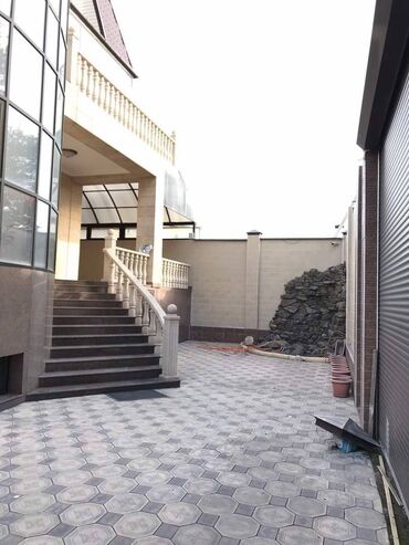 Продажа домов: Дом, 609 м², 8 комнат, Риэлтор, Косметический ремонт — 3