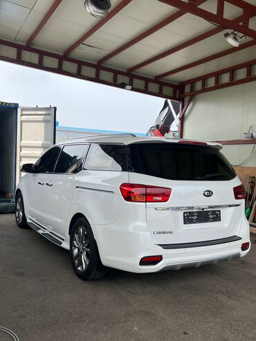 Kia: Kia Carnival: 2019 г., 2.2 л, Автомат, Дизель, Минивэн — 4