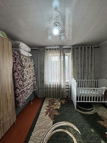 Продажа коттеджей и домов: ✨ Продаётся дом в с. Сокулук ✨ 🏡 Характеристики: • Участок - 7 соток — 10
