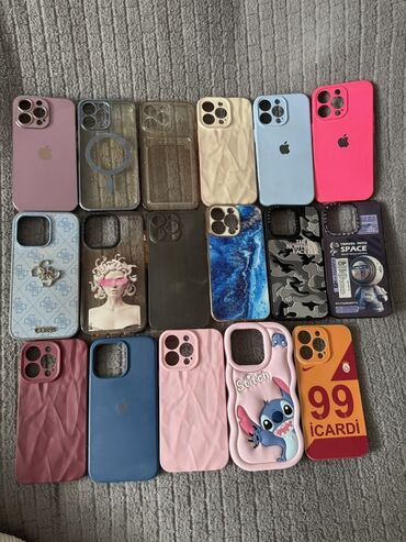 Kabrolar: Müxtəlif dizayn və rənglərdə olan iPhone telefon qapaqları dəsti. Bu