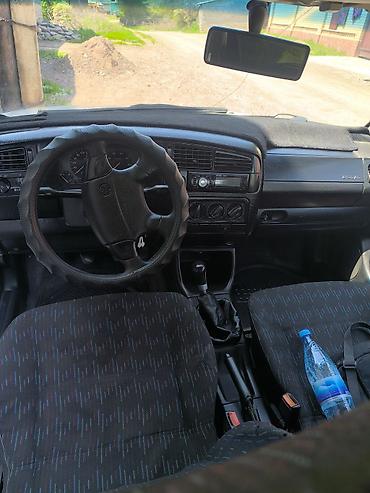 Volkswagen: Volkswagen Golf: 1994 г. — 9