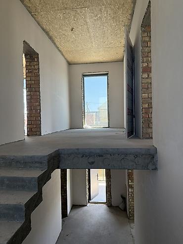 Продажа коттеджей и домов: 5 комнат, 220 м², 5 соток, Бишкек, Алтын-ордо ж/м Собственник at lalafo.kg — 22 Продажа коттеджей и домов: 5 комнат, 220 м², 5 соток, Бишкек, Алтын-ордо ж/м Собственник — 22