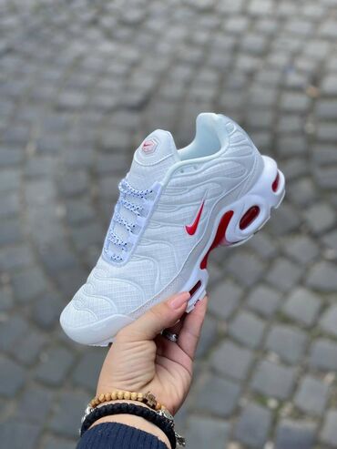 air max 95 40: Nike air max tn patike A klasa

Novo
Brojevi 36 do 41
Sa kutijom