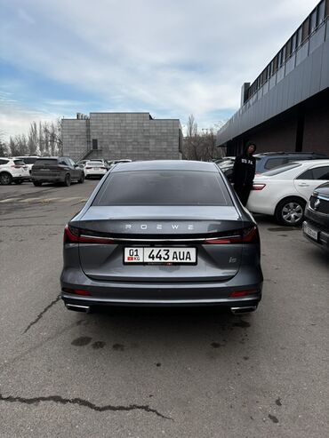 Roewe: Roewe i5: 2023 г., 1.5 л, Автомат, Бензин, Седан — 3