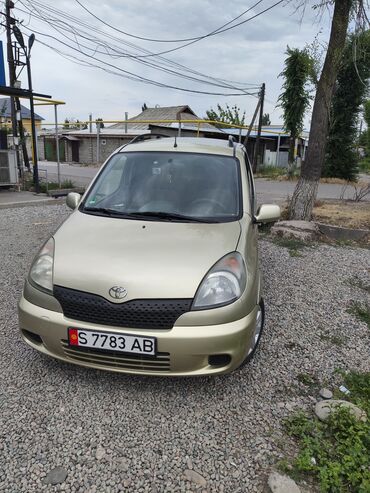 runx alex: Toyota Yaris Verso: 2001 г., 1.3 л, Механика, Бензин, Универсал