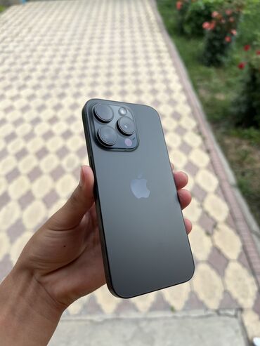 Apple iPhone: IPhone 15 Pro, Б/у, 128 ГБ, Black Titanium, 88 %