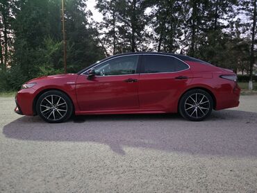 купить трактор мтз 1221 бу в беларуси: Toyota Camry: 2021 г., 2.5 л, Автоматтык, Гибрид, Седан