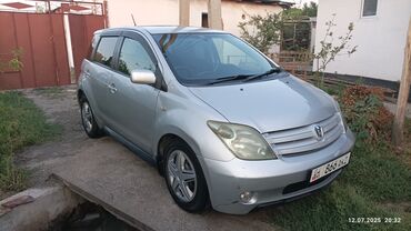 купить авто до 2000 долларов: Toyota ist: 2002 г., 1.5 л, Автоматические, Бензин