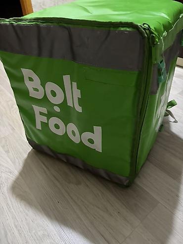 bolt sumka: Bolt Food çatdırılma çantası - Rəng: yaşıl, üzərində “Bolt Food” — 1