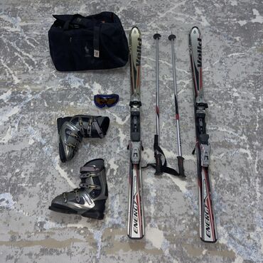 лыжные перчатки: Горнолыжный комплект для катания Состав: - Горные лыжи Völkl Energy с