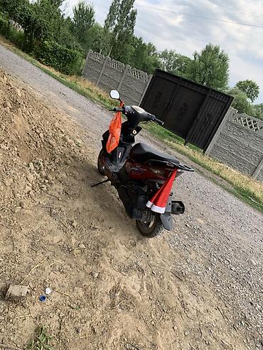 скутер мотор: Скутер 50 сс, городской класс. Описание: - Компактный скутер красного — 4