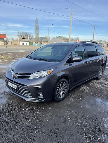 Toyota: Toyota Sienna: 2018 г., 3.5 л, Автомат, Бензин, Минивэн — 2