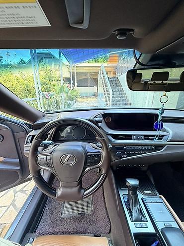 Lexus: Lexus ES: 2019 г., 2.5 л, Автомат, Гибрид, Седан — 9