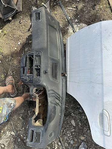 Двери и комплектующие: Комплект Honda — 10