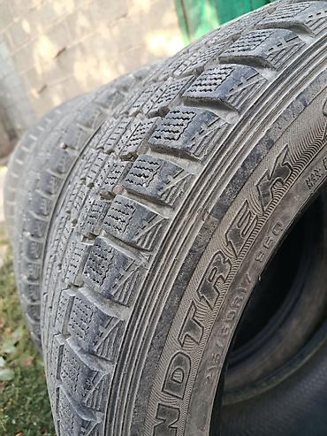 Шины 215 / 60 / R 17, Зима, Б/у, Комплект, Легковые, Dunlop