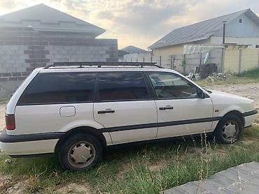 Volkswagen: Volkswagen Passat Variant: 1994 г., 2 л, Механика, Бензин, Универсал — 5